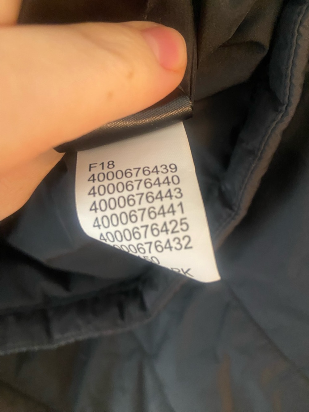 The North Face Harway Vest Black Quilted Snap Front Logo Mens - Picture 7 of 8